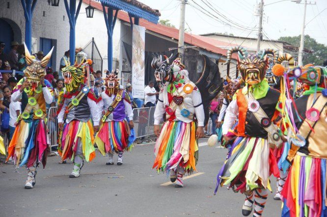 Paseo de Danzas del Corpus Christi
