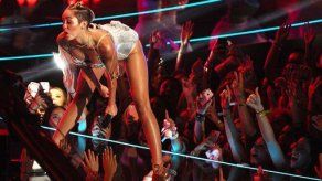 Miley Cyrus repite en los premios MTV con nueva actuación en Ámsterdam