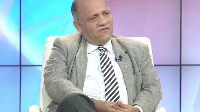 Meduca no descarta expulsar a unos 20 estudiantes por protestas en el IN