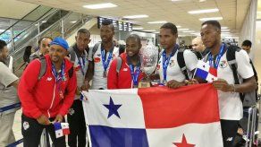 Selección de Fútbol Playa llega a suelo patrio