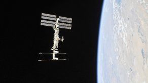 El vuelo Ax-1, como ya ha sido denominado, viajará a la EEI en una cápsula Dragon de SpaceX que será puesta en el espacio por un cohete Falcon 9 de la misma compañía.