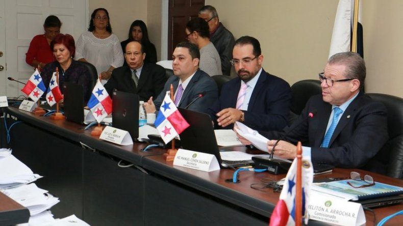 Comisión de Presupuesto devuelve al pleno proyecto de presupuesto del Canal