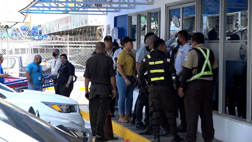 Asalto en la Caja de Ahorros de El Ingenio.