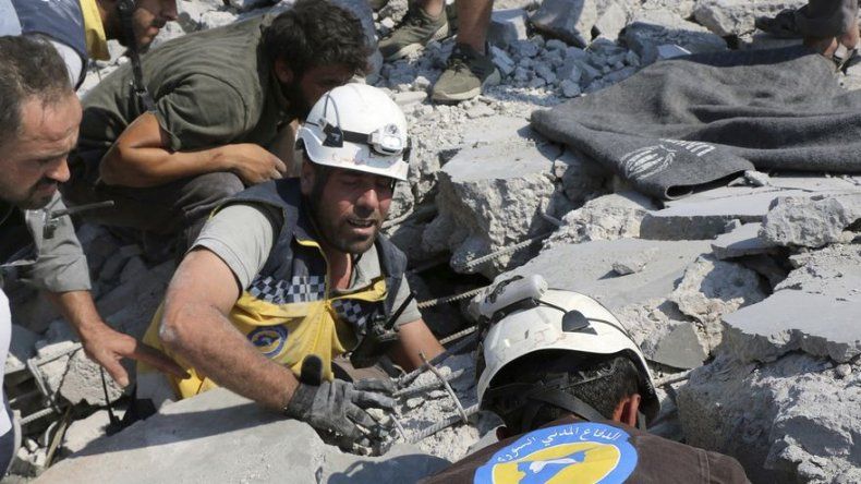 Siria dice que Turquía está enviando armas a rebeldes