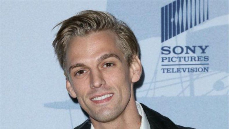 Aaron Carter acusa a su hermano Nick de usar su arresto en beneficio de su imagen
