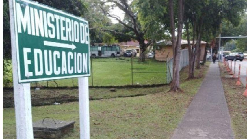 MEDUCA: Denuncian ataque cibernético durante las inscripciones de verano para docentes.