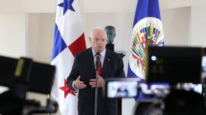 Ricardo Pérez, presidente de la Corte Interamericana de Derechos Humanos,viajó a Panamá para conocer la situación de mos migrantes que atraviesan el Darién.