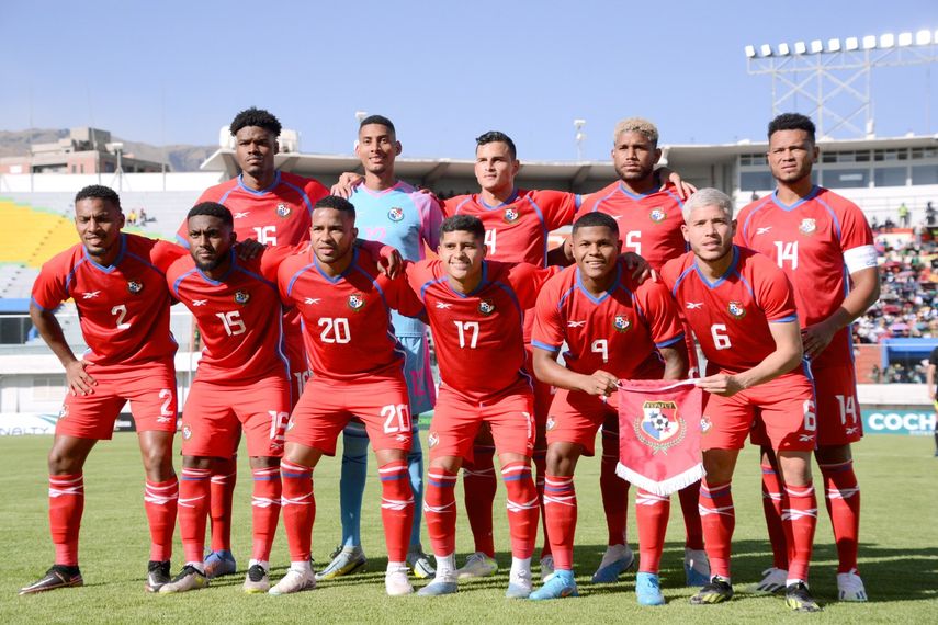 Selección de Panamá gana a Bolivia con doblete de Kahiser Lenis