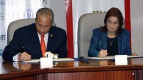 Alcaldía de Panamá firma acuerdo que facilitará trámites electrónicos