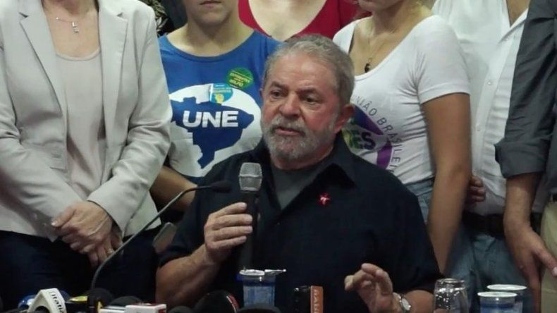 Expresidente brasileño Lula dice que no teme a la justicia