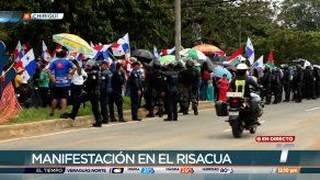 Ánimos caldeados entre manifestantes y residentes en Risacua