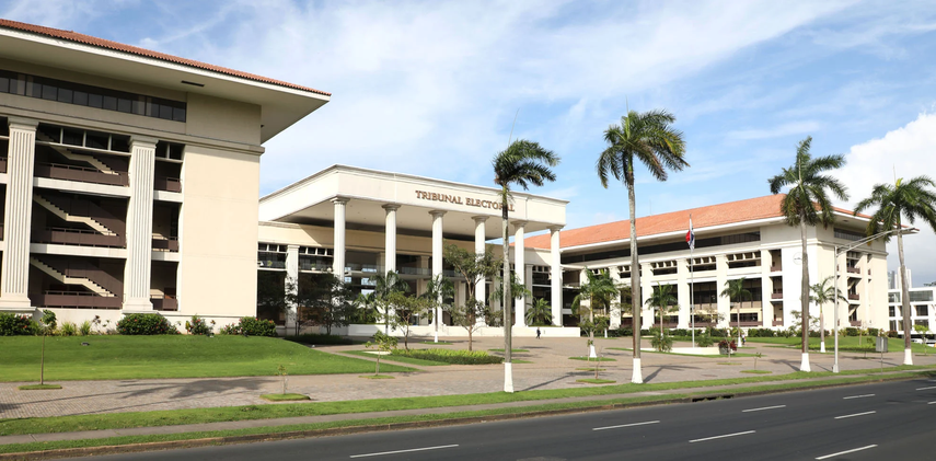 Admite irregularidades en el circuito 8-2