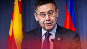 Presidente del FC Barcelona Josep Bartomeu y su junta directiva dimiten en bloque