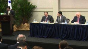 Piden aplazar o suspender alza de tarifas en Canal de Panamá Piden aplazar o suspender alza de tarifas en Canal de Panamá