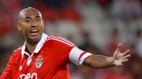 Luisao es suspendido 2 meses