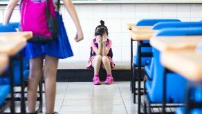 Rector de colegio en Colombia denuncia que niña fue abusada por estudiantes