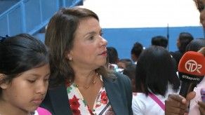 Ministra de Educación pide a estudiantes cumplir con asignaciones