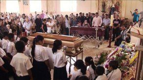 Despiden a dos de las víctimas del accidente de Veraguas