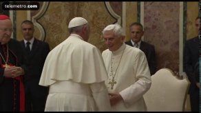 Francisco celebra el 65 aniversario de la ordenación de Benedicto XVI
