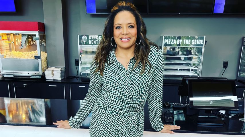 Luna Lauren Vélez | actriz estadounidense protagoniza a Rio Morales en Spider-Man: Across the Spider-Verse.