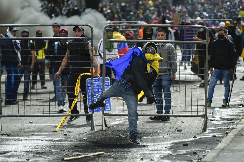 Las protestas antigubernamentales estallaron el 13 de junio.