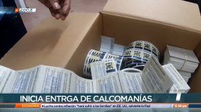 Autoridades de Penonomé iniciaron con la entrega de las calcomanías de circulación