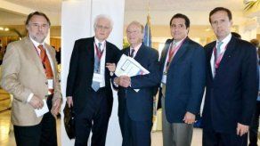 Martelly se compromete a reforzar instituciones en Haití