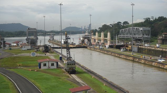 Fallece un hombre mientras trabajaba en las esclusas de Miraflores
