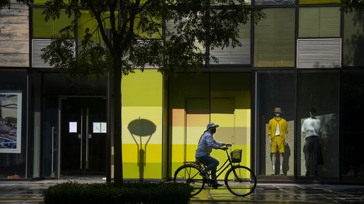China registró 1,100 nuevos casos el lunes.