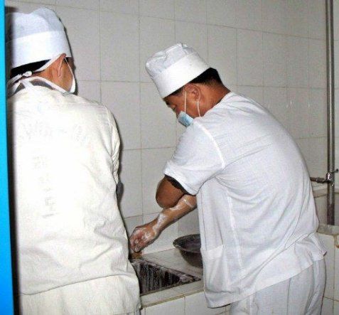 Mal lavado de manos provoca infección en 7%  de pacientes