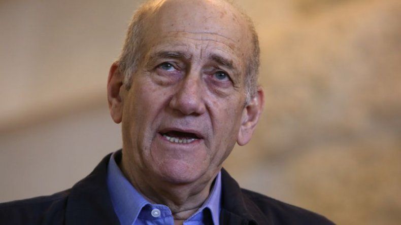 Presidente israelí rechaza indultar a exprimer ministro en prisión