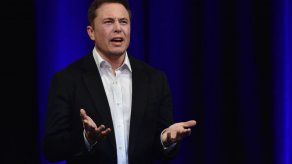 Elon Musk cambia su cuenta de Twitter