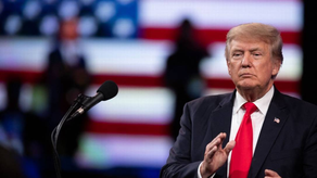 Donald Trump dice que mantendrá su candidatura aunque sea condenado.