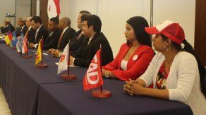 Jóvenes de partidos políticos firman el Pacto Ético Nacional de elecciones 2019