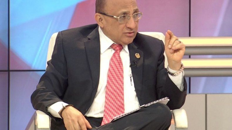 Casi 30 mil personas quedarán fuera de programas sociales explica Ministro