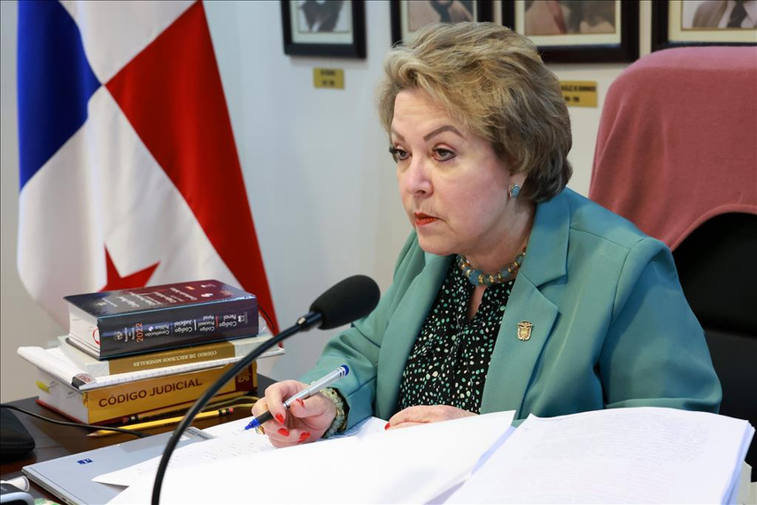 Las sesiones permanentes se encuentran bajo la ponencia de la magistrada presidenta María Eugenia López Arias. Las sesiones permanentes se encuentran bajo la ponencia de la magistrada presidenta María Eugenia López Arias.