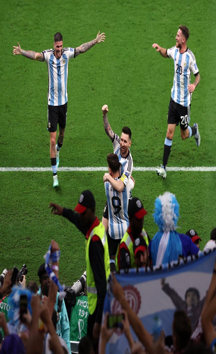 Lionel Messi y Julian Álvarez fueron determinantes en el triunfo argentino.