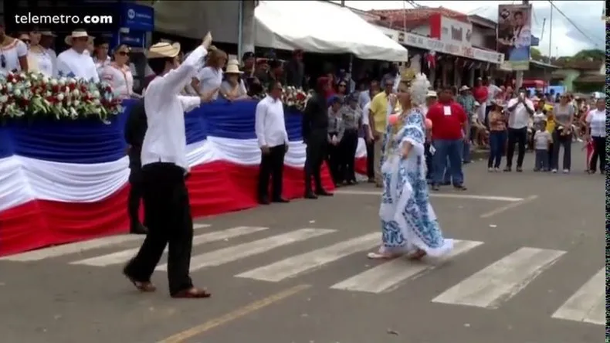Desfile en la Villa de Los Santos