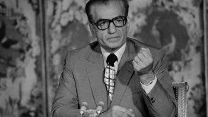 A 40 años de la revolución: Mohammed Reza Pahlaví vaciló ante la crisis
