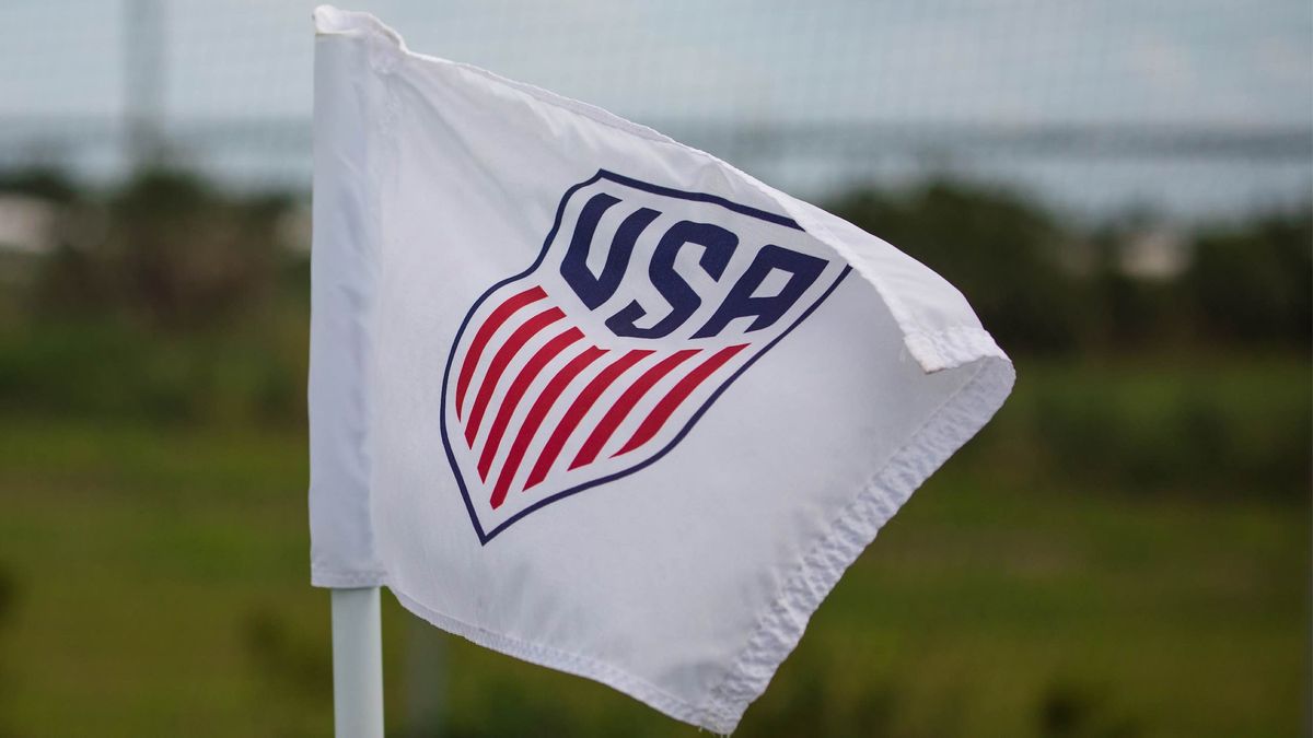 Bandera de la Federación de Fútbol de Estados Unidos.
