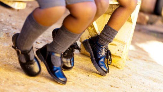 Zapatos adecuados para la época escolar