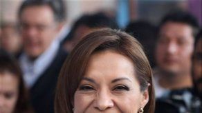 Partido gobernante mexicano elige a mujer como candidata