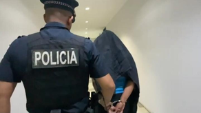 Policía