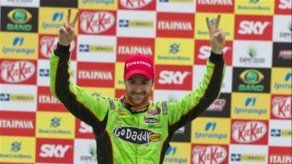 Canadiense James Hinchcliffe gana premio de Sao Paulo de IndyCar
