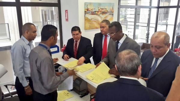 Diputados del PRD piden al TE levantarles el fuero penal electoral