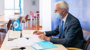 Jefe de Interpol prevé alza importante de actos criminales durante transporte de vacunas