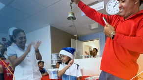 El pequeño Xavier, de 8 años, vence el cáncer Linfoma de Hodgkin.