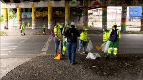 Realizan operativo de limpieza de puentes en la ciudad de Panamá