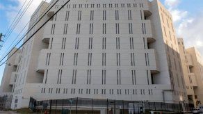 Juez determina prisión sin fianza para autor de tiroteo en escuela de Florida