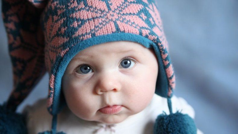 Nacer en invierno acelera el desarrollo motriz del bebé